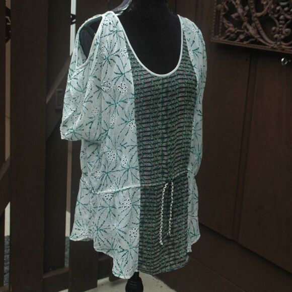 Anthropologie Language M Green & White Tie Dye Eyelet Blouse EUC - Picture 2 of 5